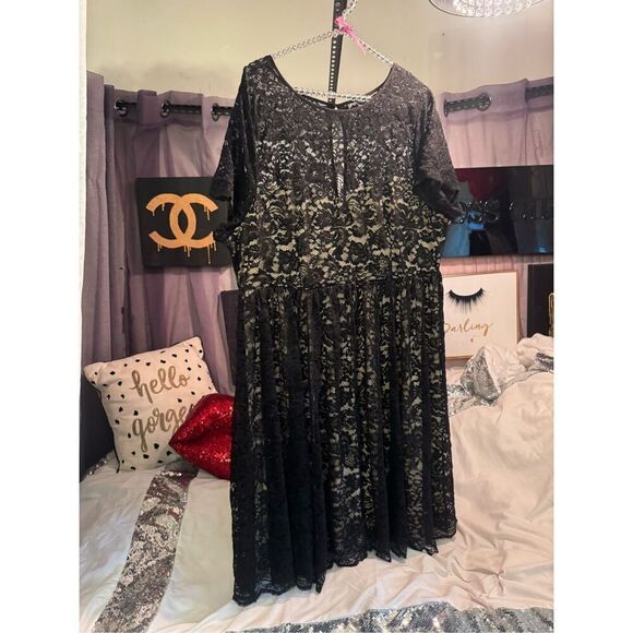 Torrid plus size 2 nude black lace mini scuba illusion dress sweetheart mesh - Picture 3 of 6